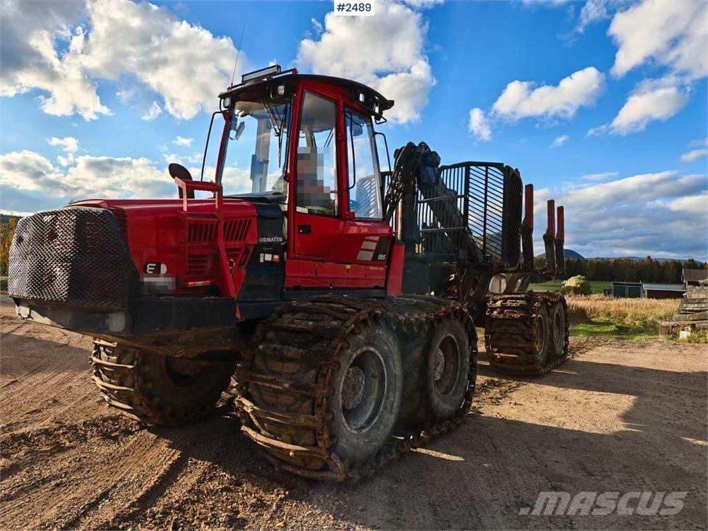 Komatsu 895 Udkørselsmaskiner