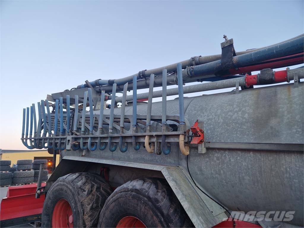 Star 18000 Gyllevogne/Slamsugere