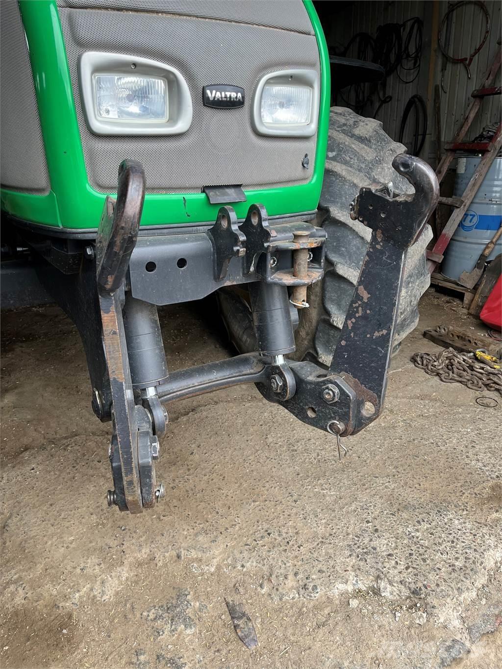 Valtra 170CH Traktorer