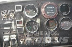 Mack RD688S Sneskovle og -plove