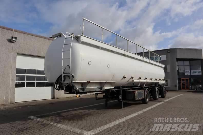  Jilko 60000 L Semi-trailer med Tank