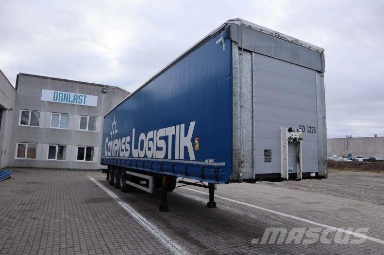 Kel-Berg 34 pl. Semi-trailer med Gardinsider