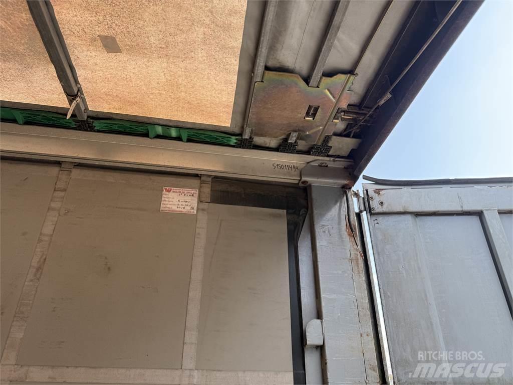 Krone 3 aks Semi-trailer med Gardinsider