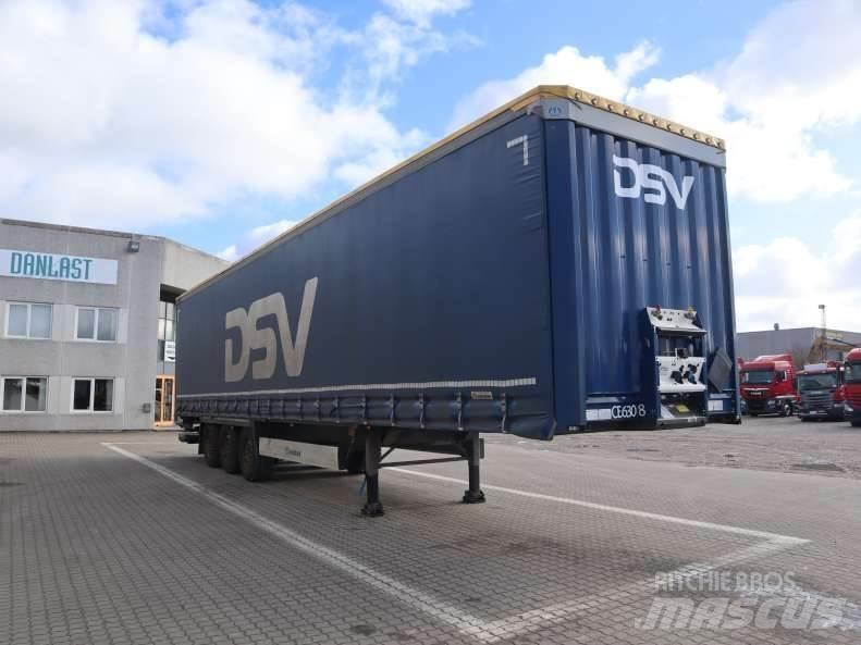 Krone 34 pl. Semi-trailer med Gardinsider