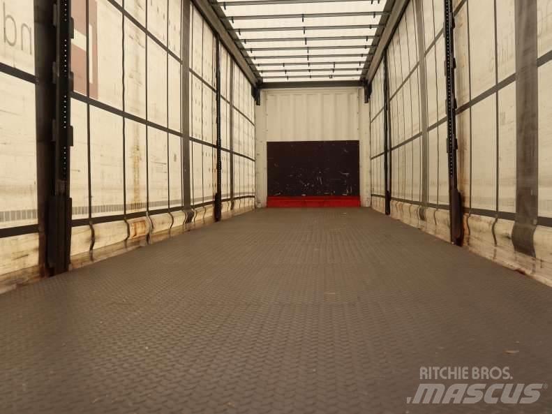 Krone 34 pl. Semi-trailer med Gardinsider