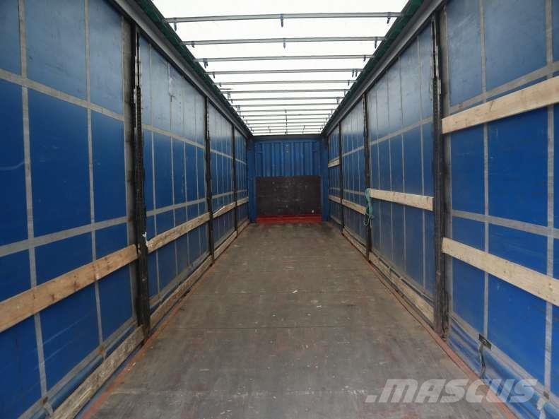 Krone 34 pl. Semi-trailer med Gardinsider