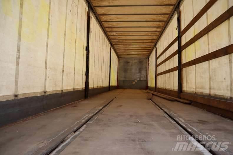 Renders 34 pl. Semi-trailer med Gardinsider