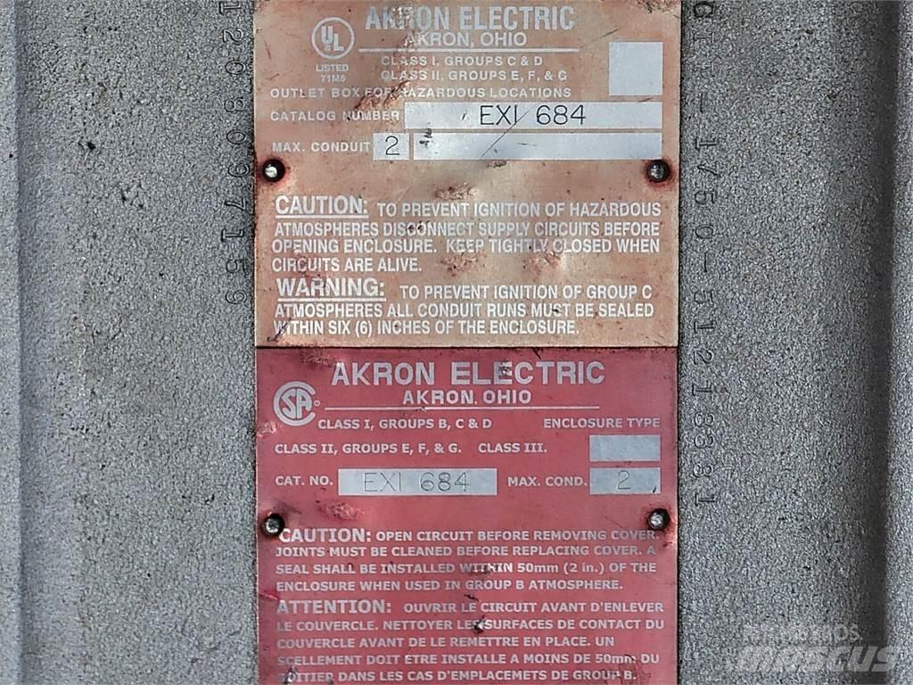 Akron EXI684 Entreprenør - Andet