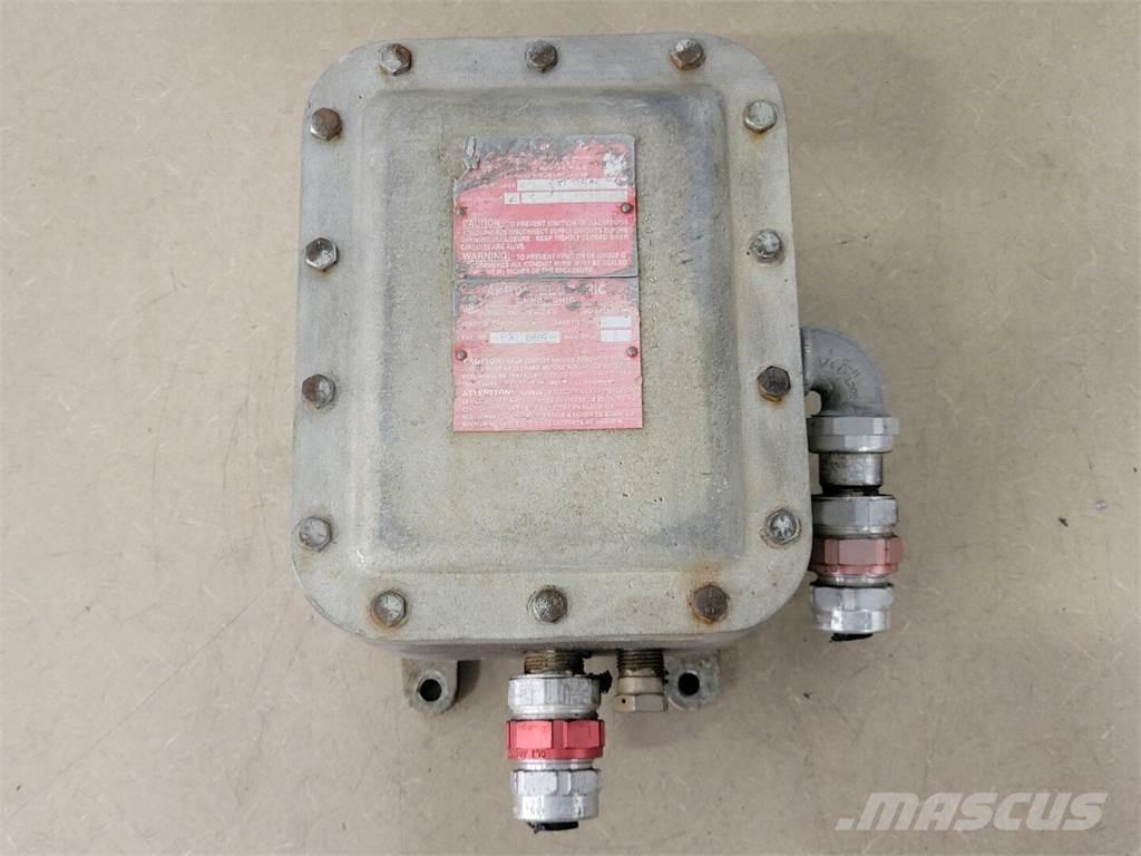 Akron EXI684 Entreprenør - Andet