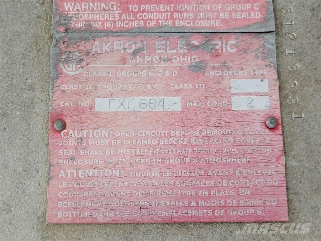 Akron EXI684 Entreprenør - Andet