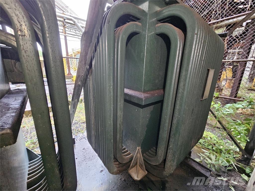 Bruce PEEBLES & CO. LTD. Entreprenør - Andet