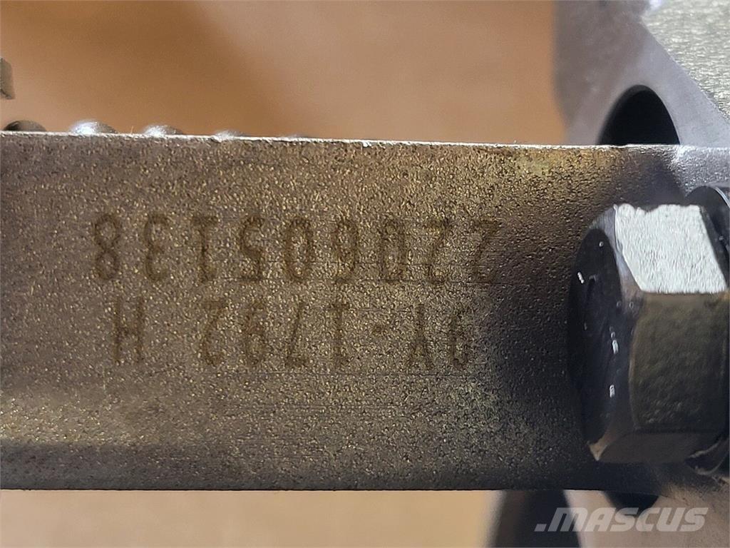 CAT 520-2925 Vandpumper