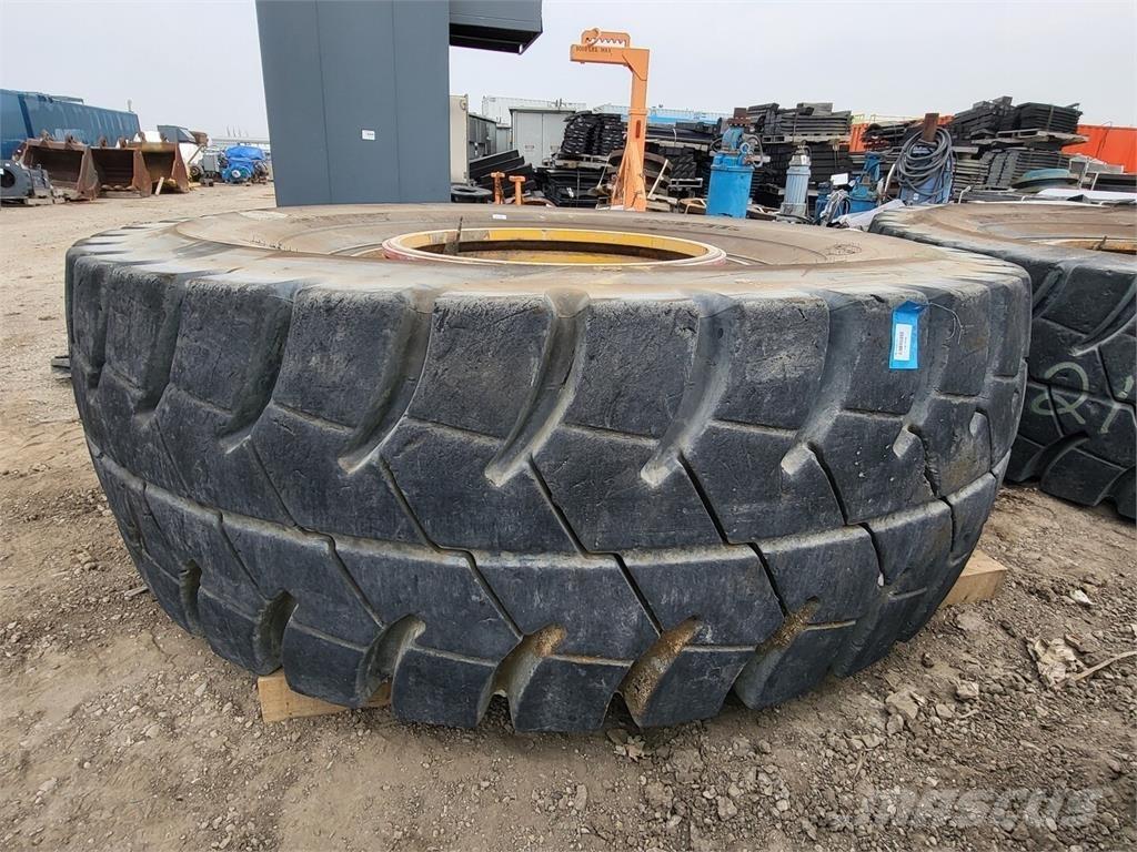 Goodyear RM-4B+ Hjul, Dæk og Fælge