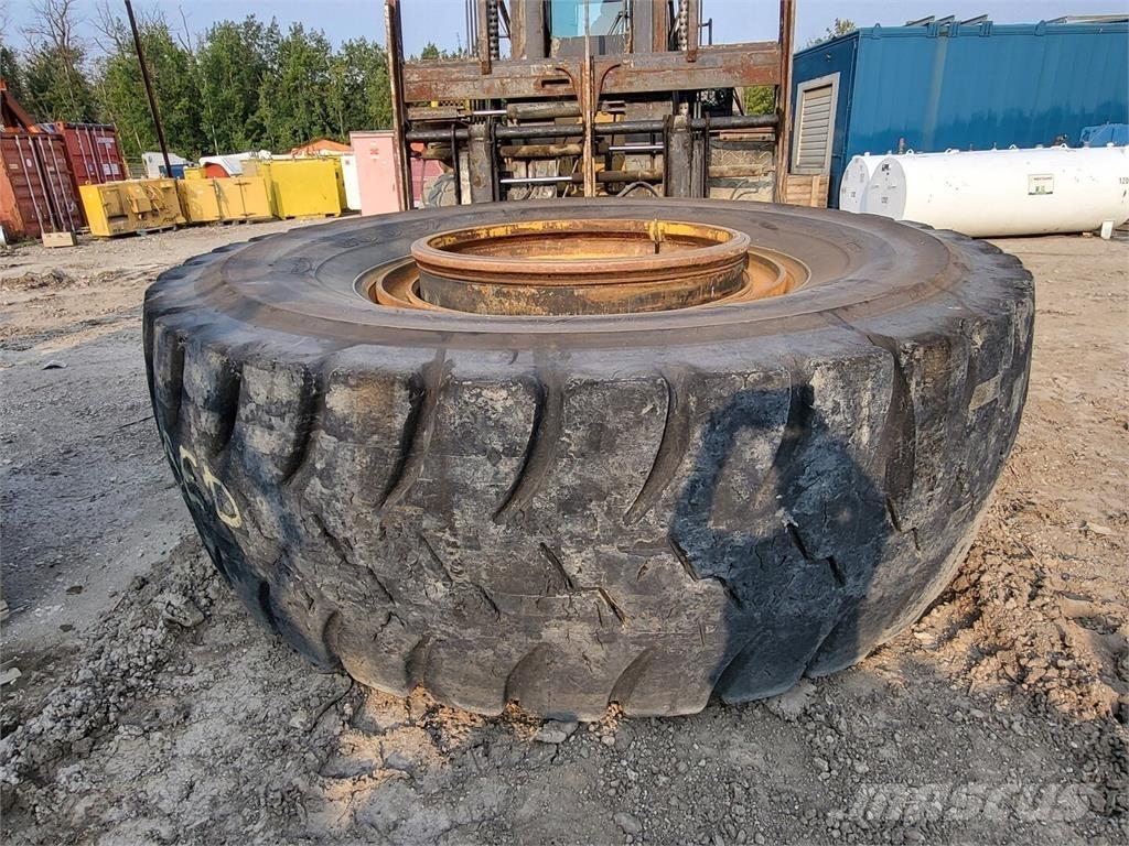 Goodyear RM-4B+ Hjul, Dæk og Fælge
