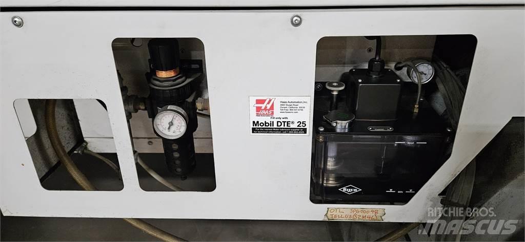 Haas VF-7/50 Entreprenør - Andet