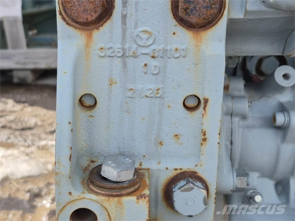 Hitachi S12A2-Y1TAA1 Motorer