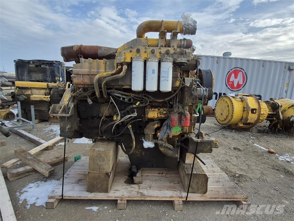 Komatsu  Terrængående lastbiler