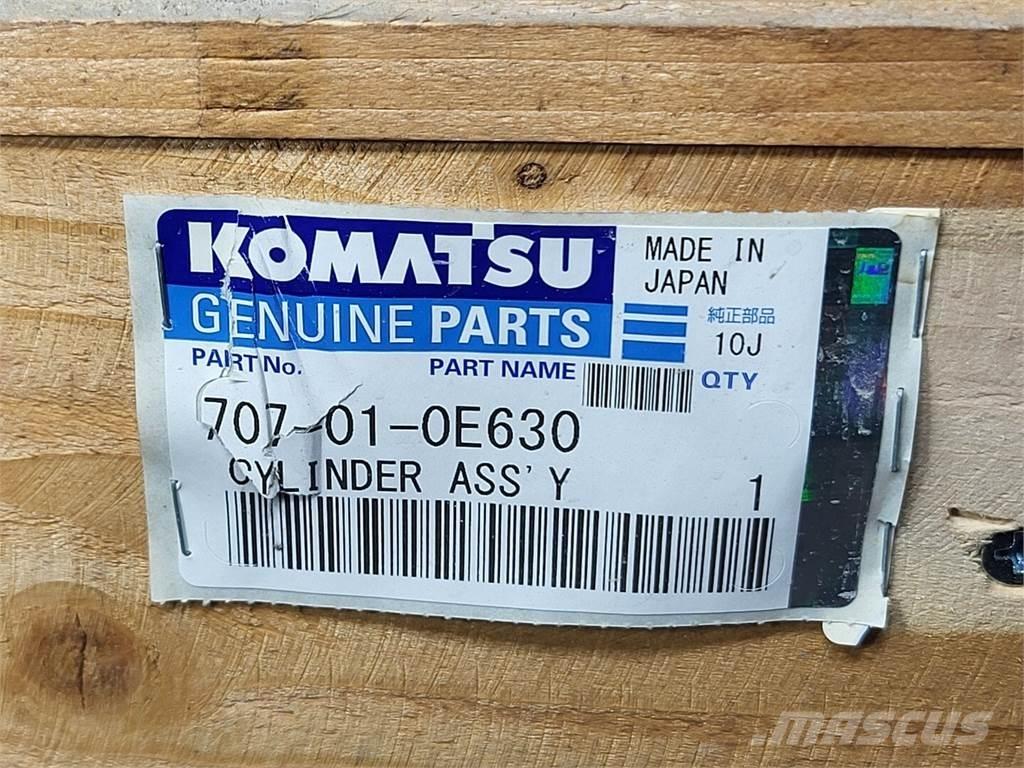 Komatsu 707-01-0E630 Transport – Andet