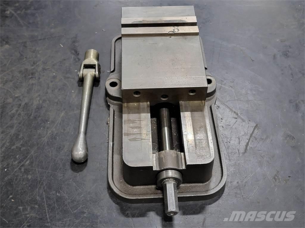  KURT D60 Entreprenør - Andet