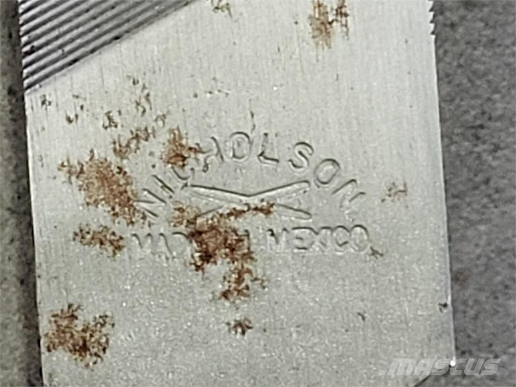 Nicholson  Entreprenør - Andet