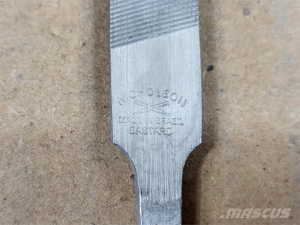 Nicholson  Entreprenør - Andet