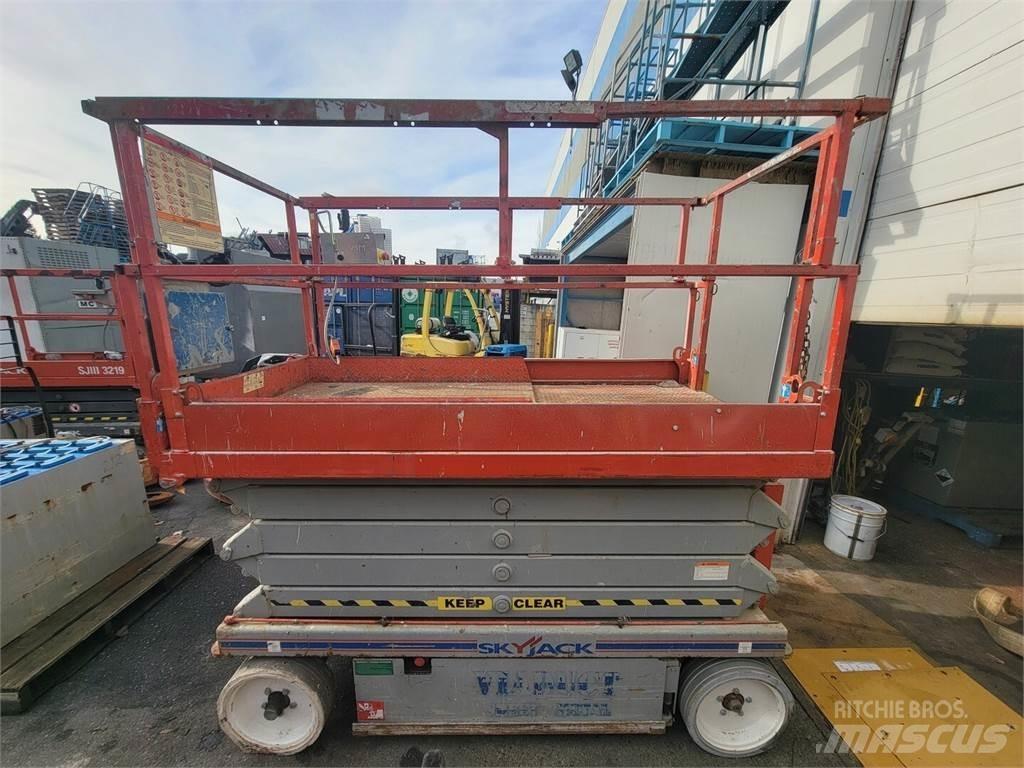 SkyJack SJ3 4632 Saxlifte