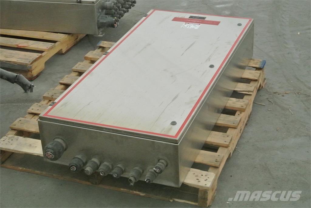  SQUARE D YBM4282 Entreprenør - Andet