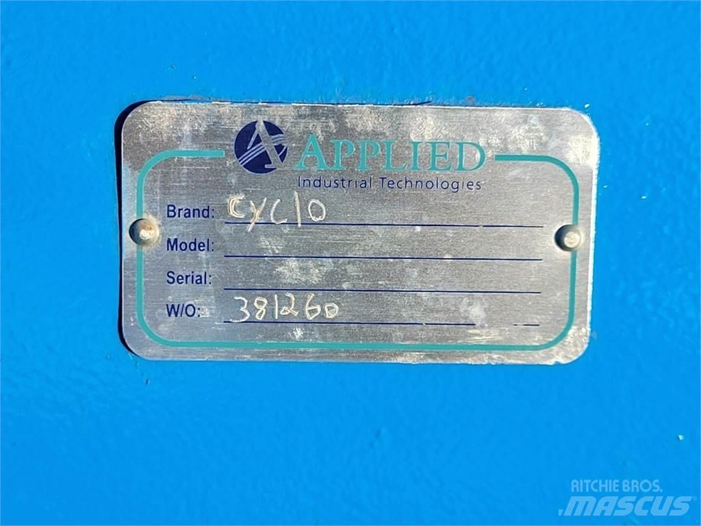 Sumitomo CHH-4215Y-11 Entreprenør - Andet