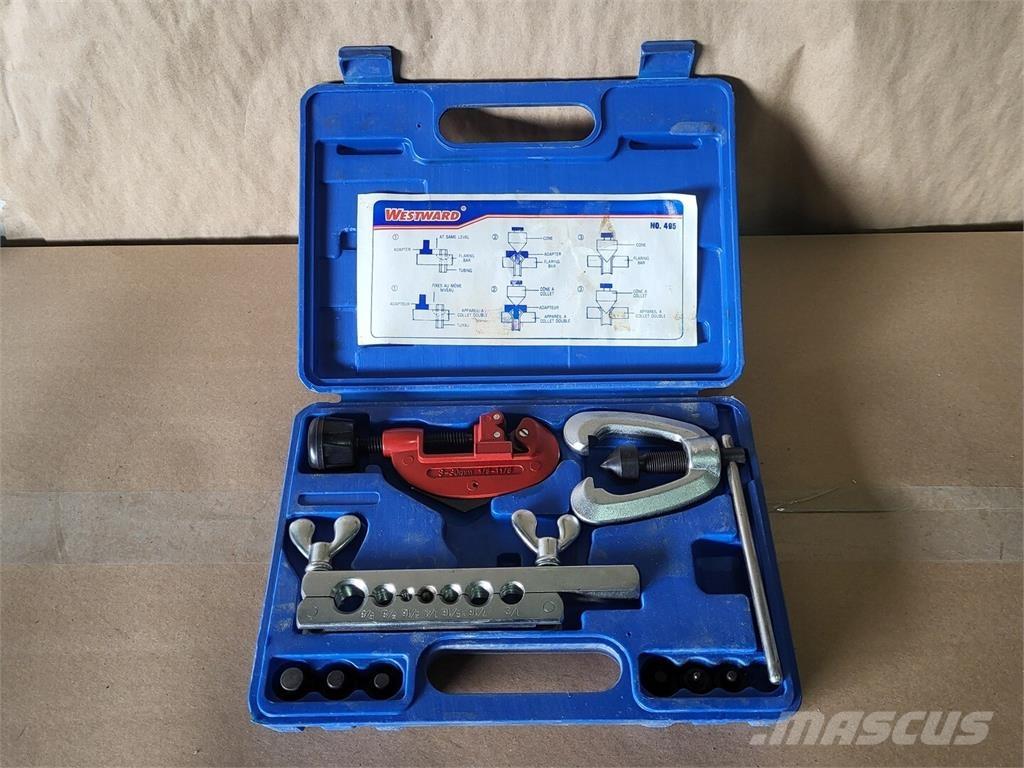 Westward 495 Entreprenør - Andet