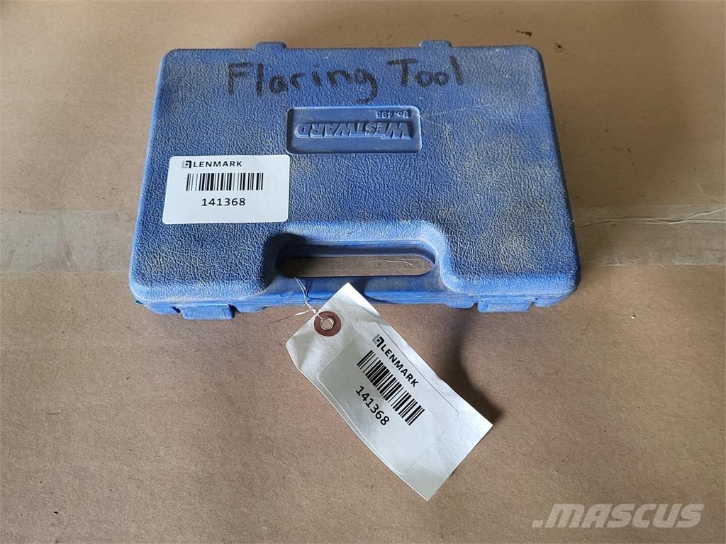 Westward 495 Entreprenør - Andet