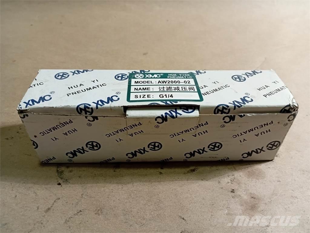  XMC AW2000-02 Entreprenør - Andet