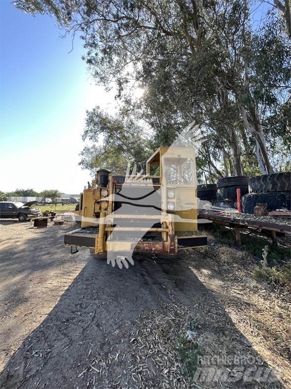 CAT 623B Skrabere
