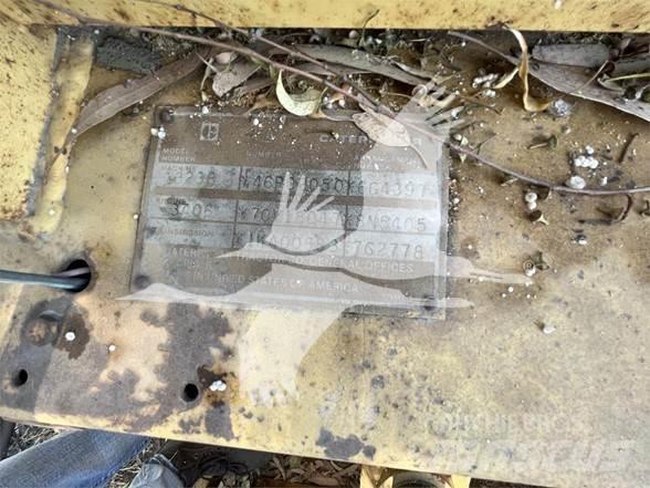 CAT 623B Skrabere