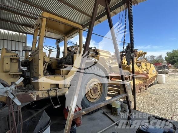 CAT 623B Skrabere