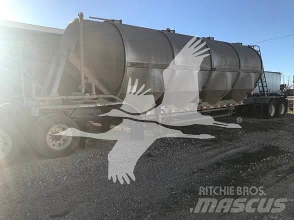 Polar  Semi-trailer med Tank