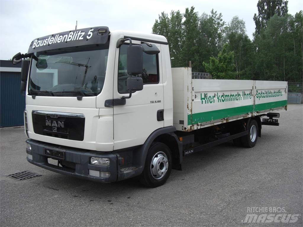 MAN 8180L Lastbil med lad/Flatbed