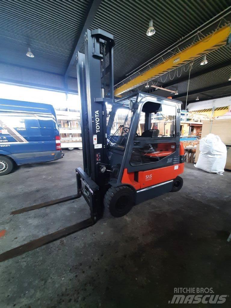 Toyota 7FBMF35 El gaffeltrucks