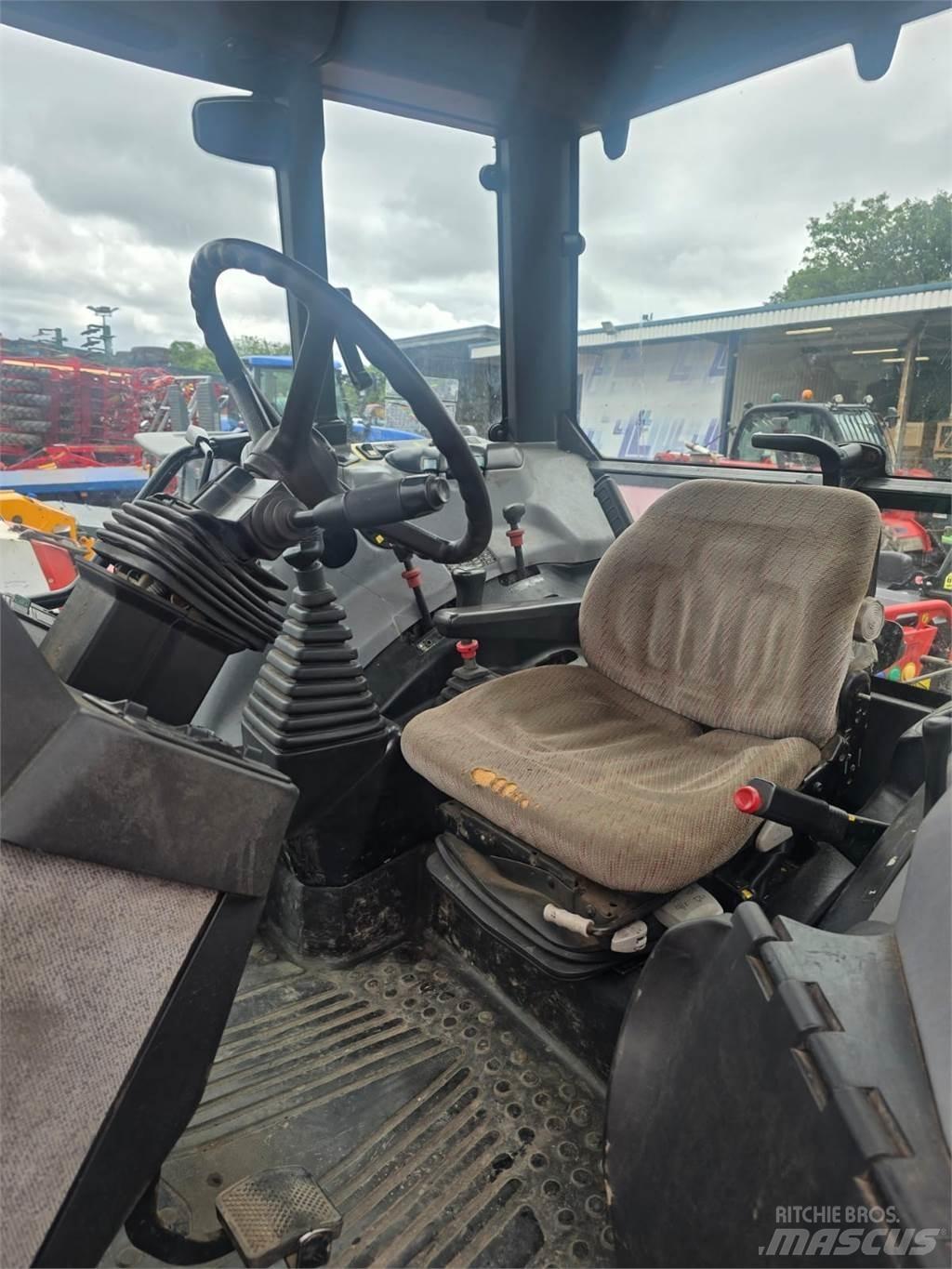 Case IH CS150 Traktorer