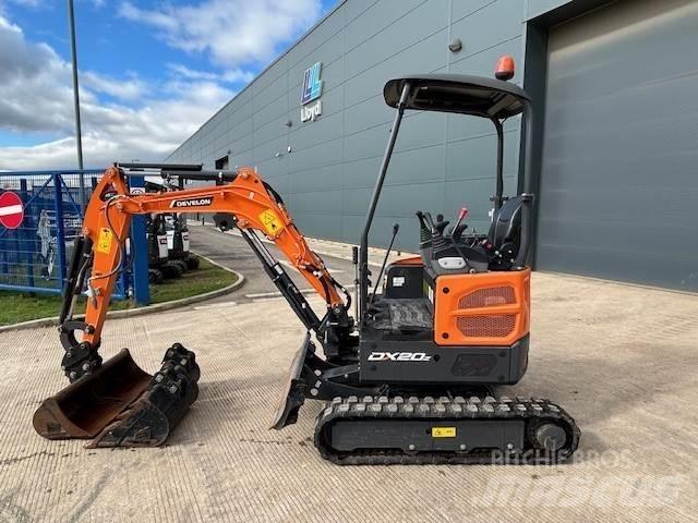 Develon DX20z-7 Gravemaskiner på larvebånd