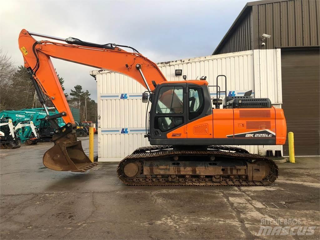 Develon Dx225lc-7 Gravemaskiner på larvebånd