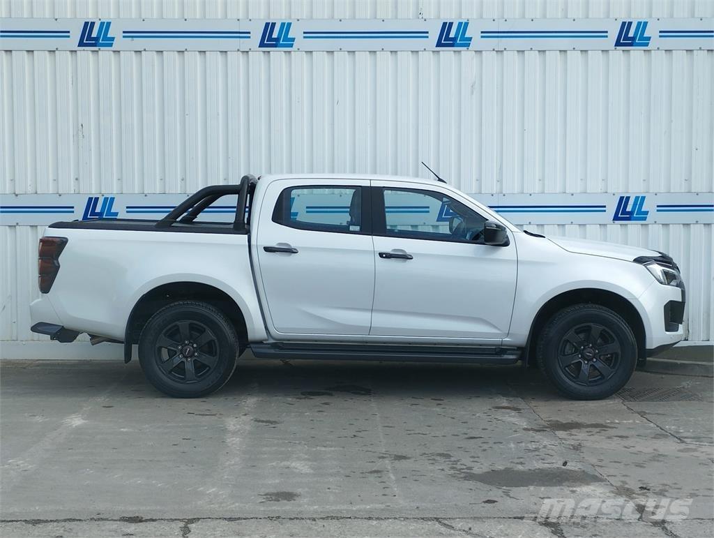 Isuzu V-Cross Pickup/Sideaflæsning