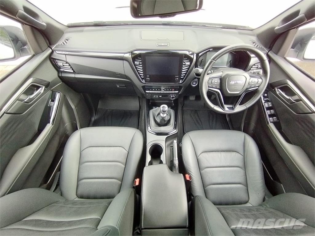 Isuzu V-Cross Pickup/Sideaflæsning