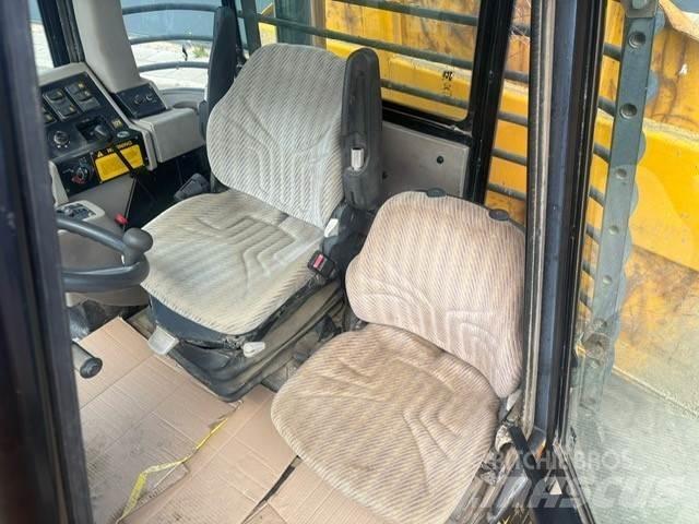 JCB  Dumpere