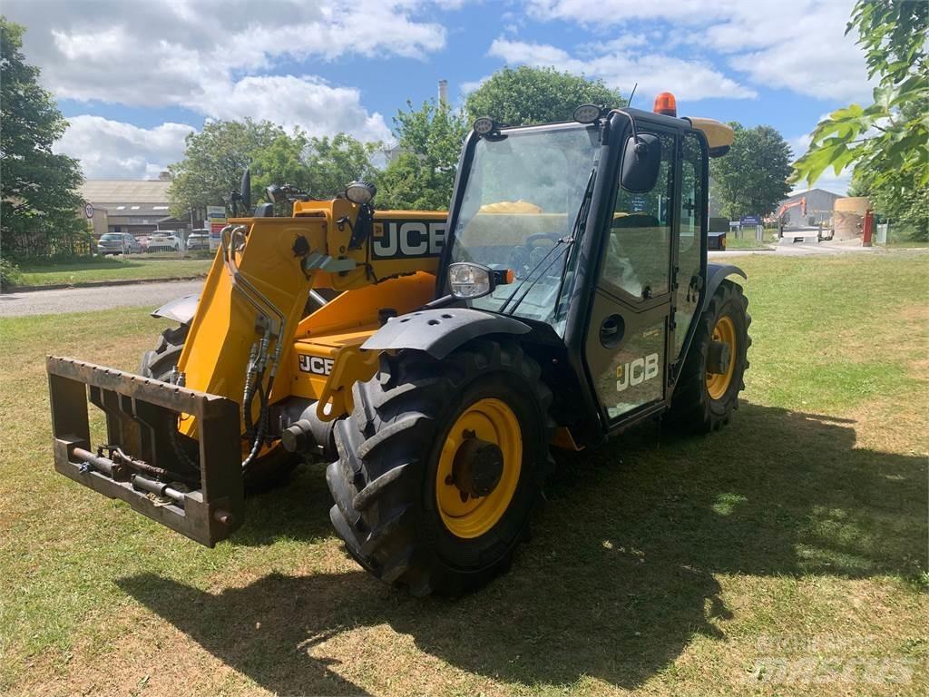 JCB 527-58 Teleskoplæssere