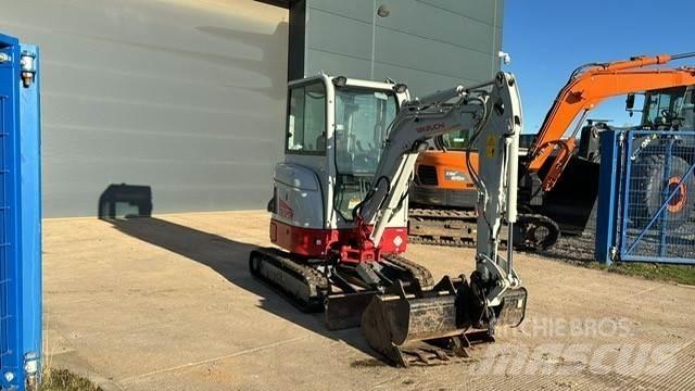 Takeuchi  Gravemaskiner på larvebånd