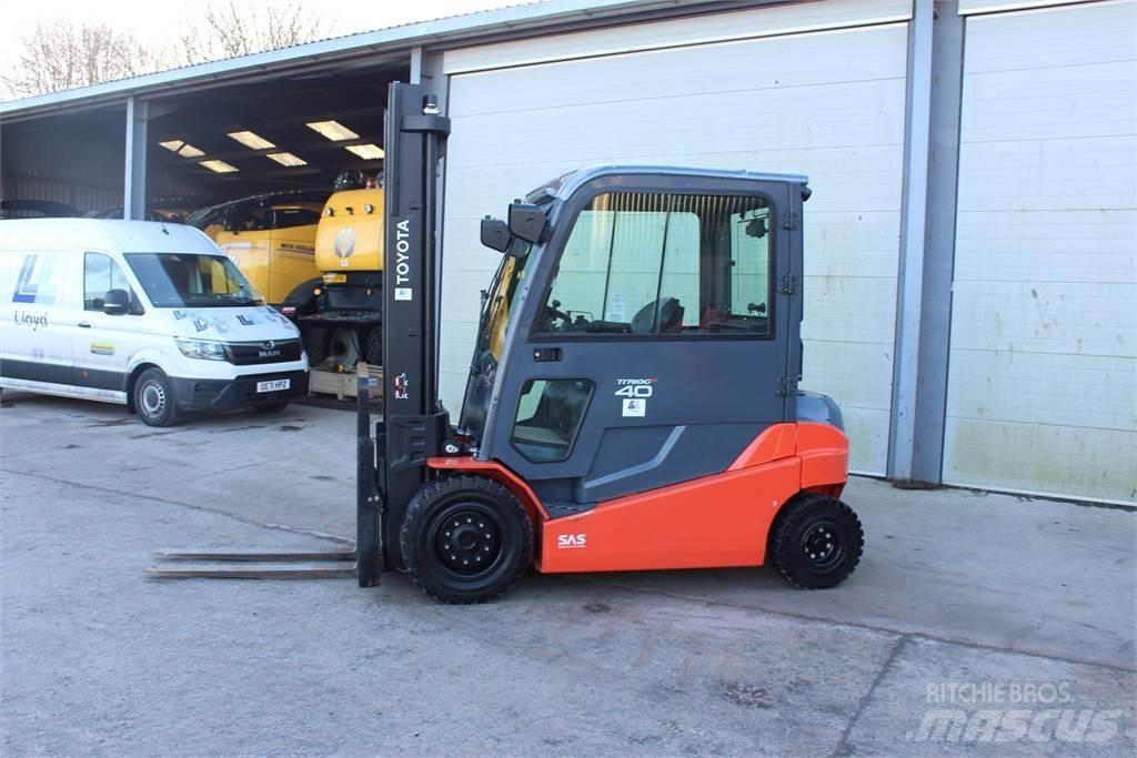 Toyota 4T Forklift Gaffeltrucks - andre