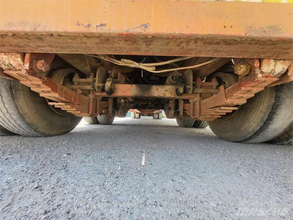 Volvo N12 Lastbil med lad/Flatbed