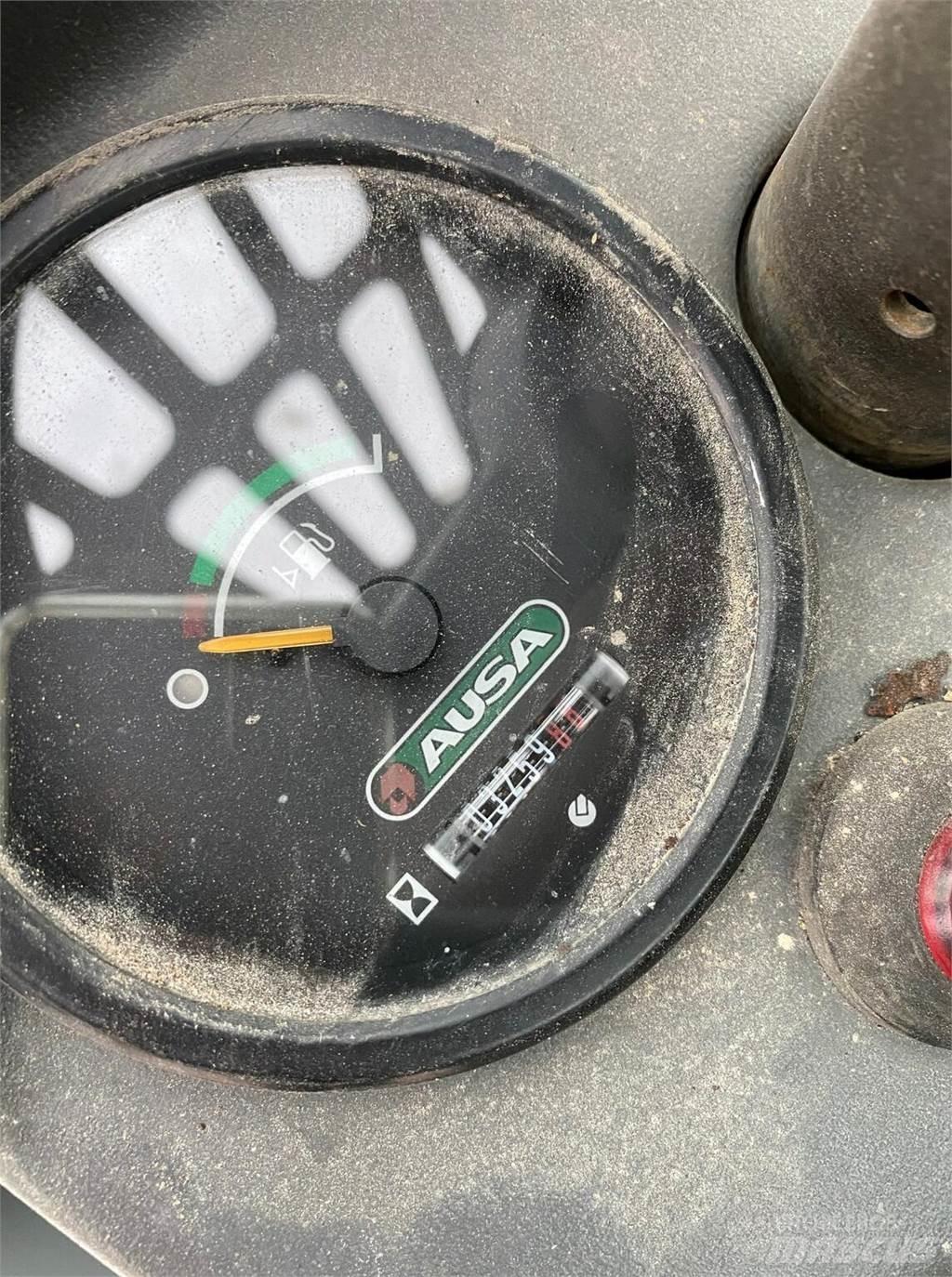 Ausa C300H Terrængående gaffeltruck