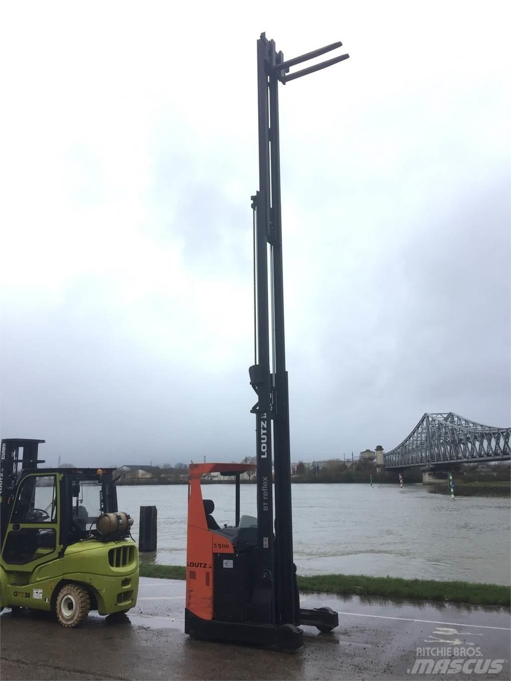 BT RRE160 Reachtruck