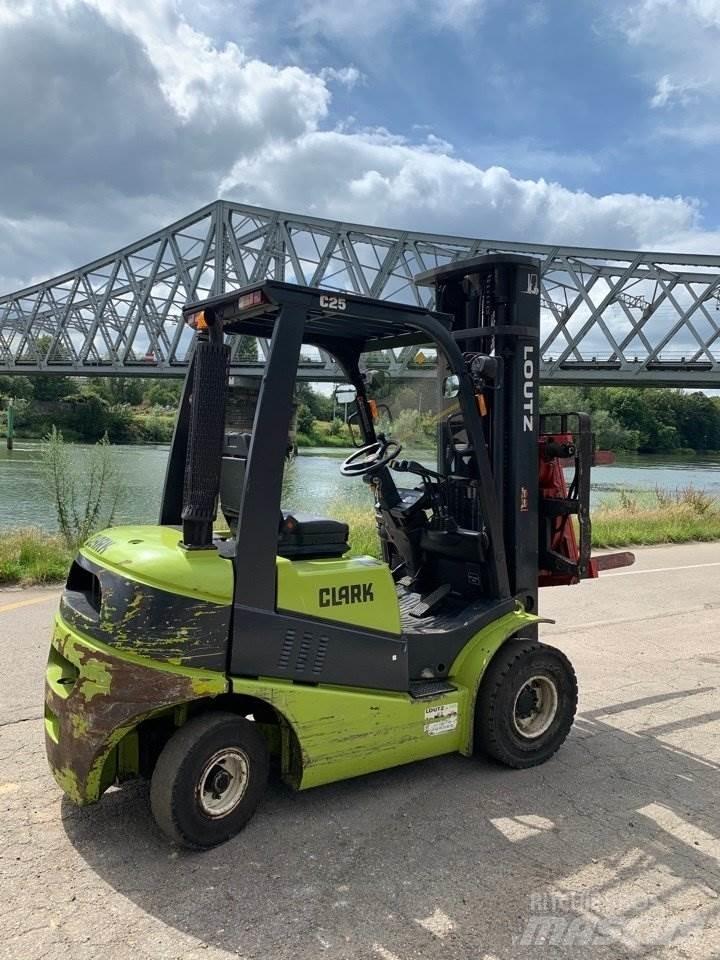 Clark C25D Gaffeltrucks - andre